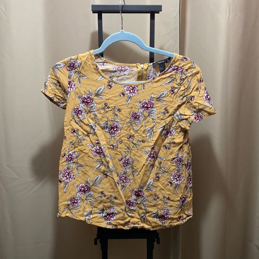 Zipper Back Flower Top